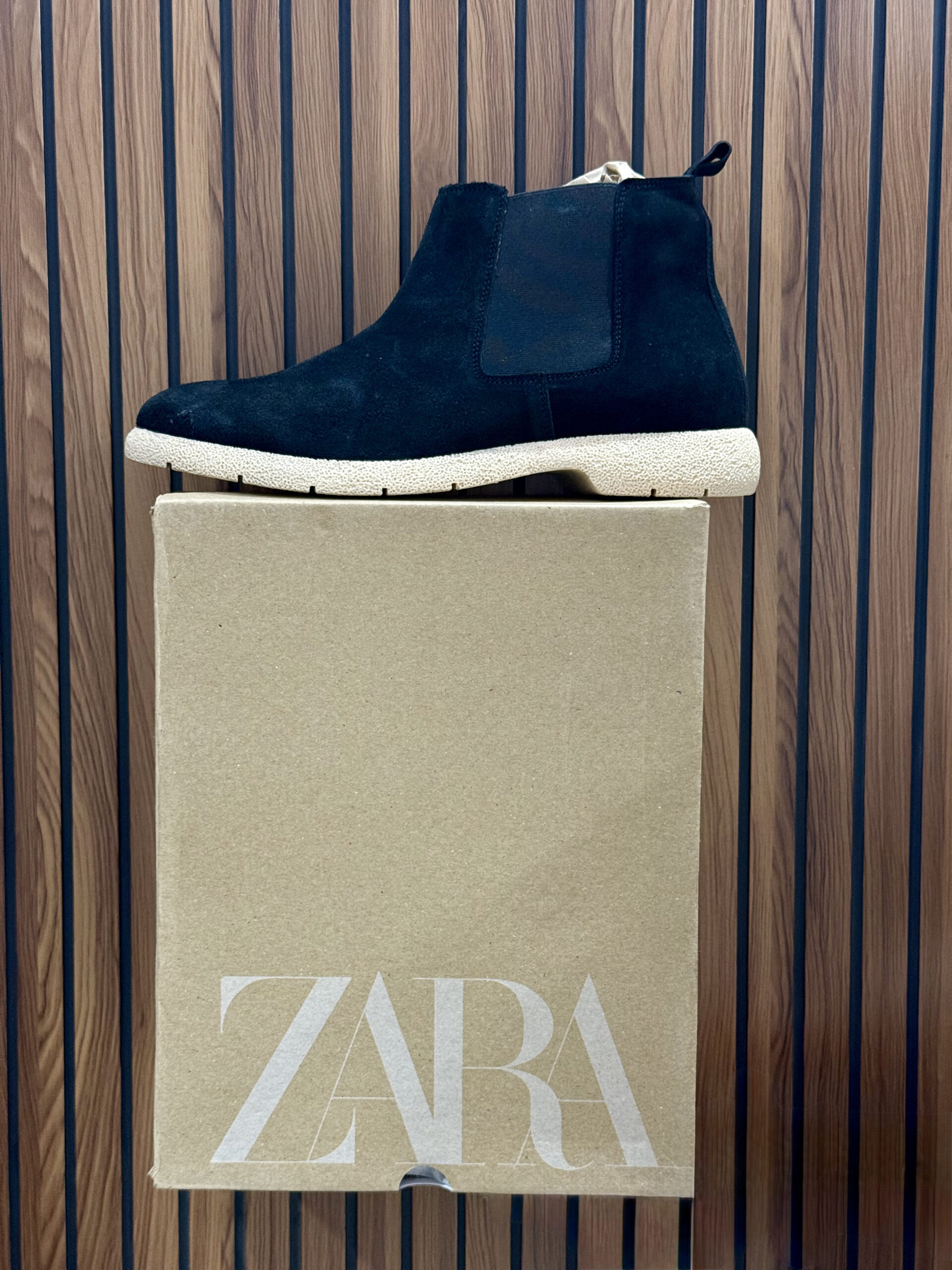 Zara First Copy Chelsea Boots with TPR Sole (Black) - 3