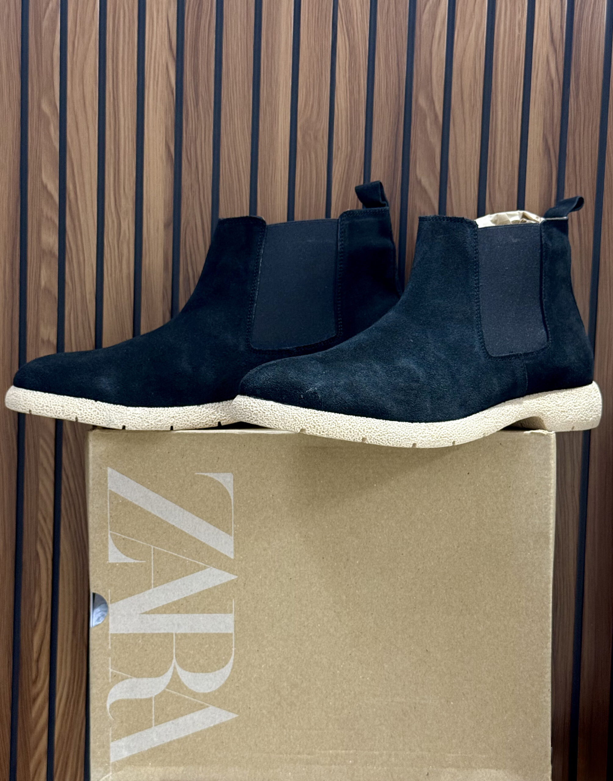Zara First Copy Chelsea Boots with TPR Sole (Black) - 2