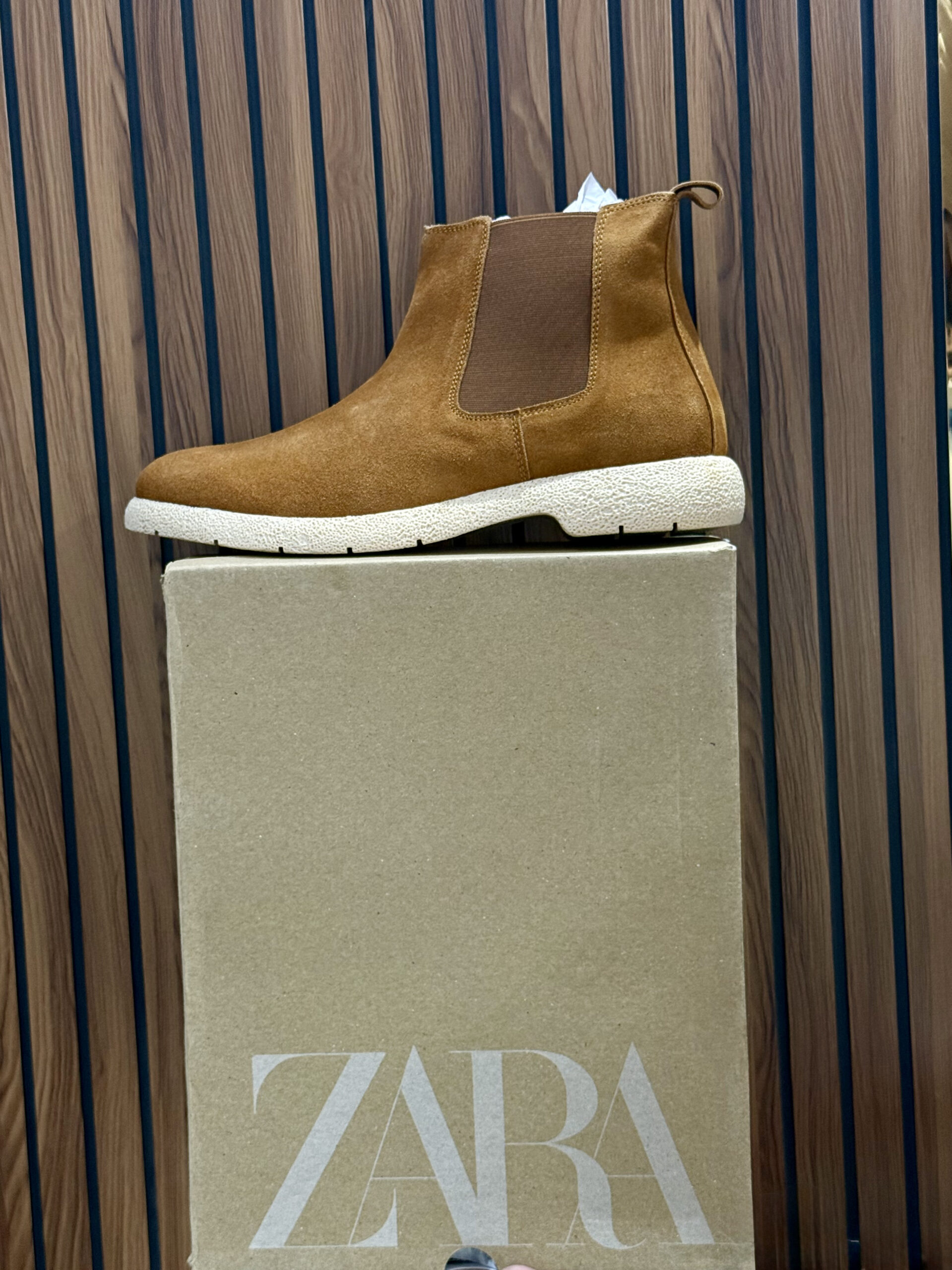 Zara First Copy Chelsea Boots with TPR Sole